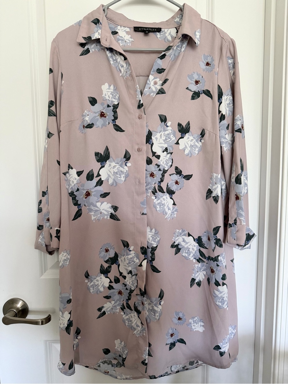 Preloved Dynamite Womens Long Button-up Shirt Floral Medium